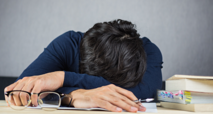 피곤할수록 붓는 이유 회복이 느려졌다면?