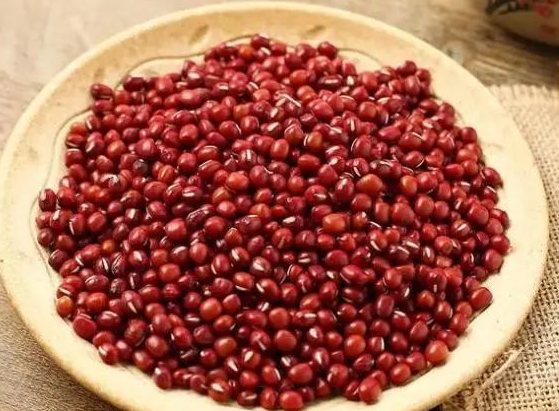 붓기에 좋은 음식 한 끼만 바꿔도 가벼워져요